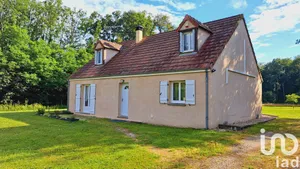 Traditional house at Le Moulinet-sur-Solin (45290)