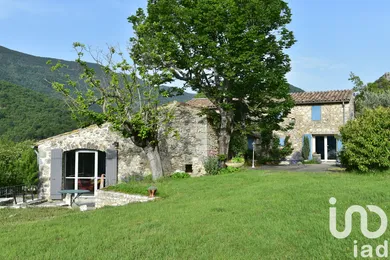 Park home at Reilhanette (26570)