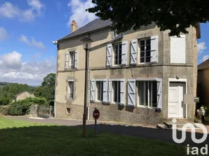 Maison de village à Saint-Martin-du-Puy (58140)