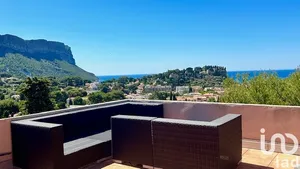 Apartment at Cassis (13260)