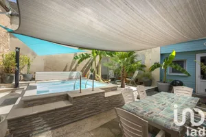 Maison de ville à VILLENEUVE-LA-GUYARD (89340)