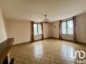 Village house at Montreuil-aux-Lions (02310)