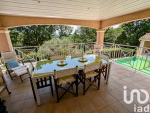 Demeure à Montpon-Ménestérol (24700)