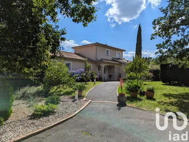 Demeure à Montpon-Ménestérol (24700)