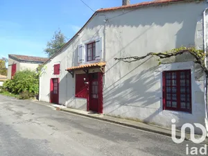 Maison de village à Lizant (86400)