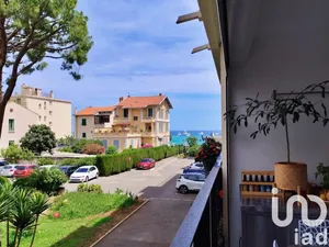 Apartment at Roquebrune-Cap-Martin (06190)