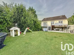 House at Villecresnes (94440)