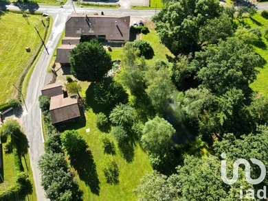 Ferme à Saint-Didier-d'Aussiat (01340)