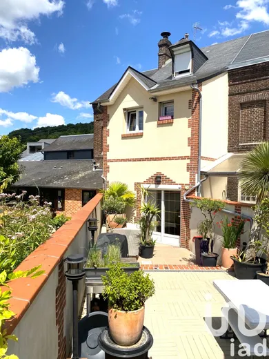 Townhouse at Saint-Léger-du-Bourg-Denis (76160) — 11/11
