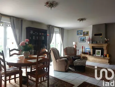Maison à SAINT-SEURIN-SUR-L'ISLE (33660)