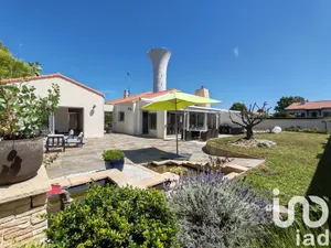 Townhouse in Le May-sur-Èvre (49122)
