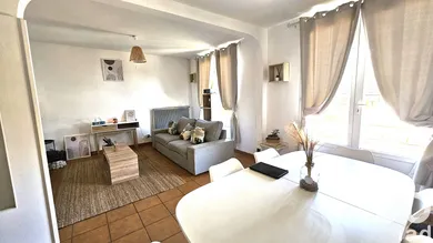 Maison traditionnelle à La Grande-Paroisse (77130)