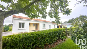 Traditional house at Bois-de-Céné (85710)