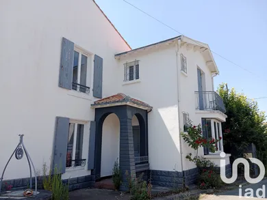 House in Saint-Hilaire-la-Palud (79210)