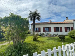 Maison de village à ANDILLY (17230)