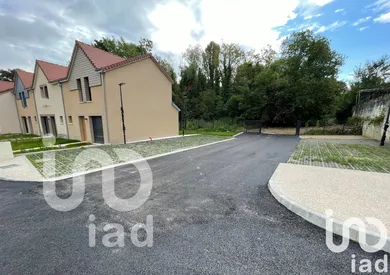 House at La Queue-en-Brie (94510)