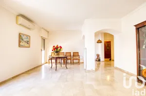 Appartement à MANDELIEU-LA-NAPOULE (06210)