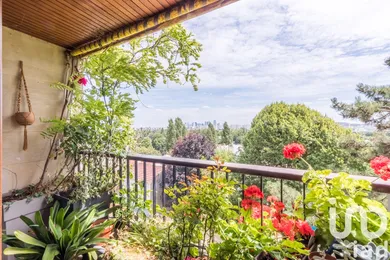 Apartment at Carrières-sur-Seine (78420)