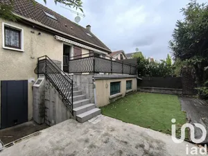 Pavillon à Le Bourget (93350)