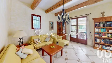 House in Cabrières-d'Avignon (84220)