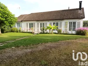 Maison de ville à Château-Renard (45220)