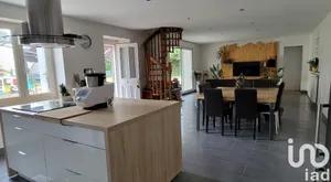 Maison de campagne à Beaufort-en-Anjou (49250)