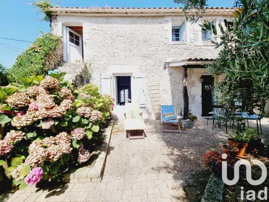 Maison de village à Triaize (85580) — 17/17