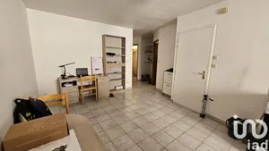 Apartment at Saint-Julien-de-Peyrolas (30760)