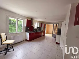 Maison traditionnelle à Chéroy (89690)