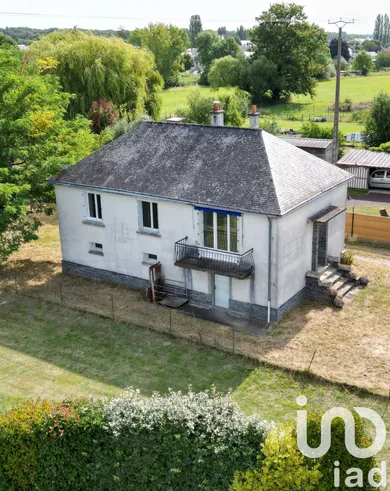 Maison traditionnelle à Savigny-en-Véron (37420)