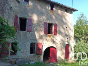 Maison traditionnelle à Sauclières (12230)