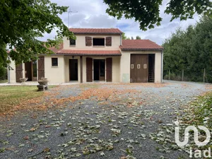 Maison de campagne à Granzay-Gript (79360)