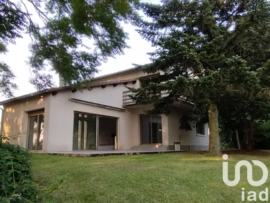 Maison traditionnelle à Saint-Julien-l'Ars (86800)