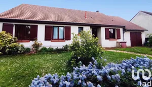 Maison traditionnelle à Saint-Cyr-en-Val (45590)