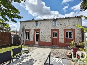 Maison traditionnelle à La Romagne (49740)