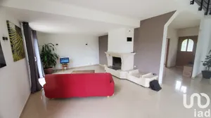Architectural house at Bannost-Villegagnon (77970)