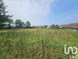 Building plot at Chemilly (03210)