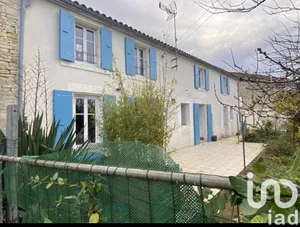 Maison traditionnelle à Vérines (17540)