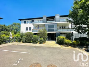 Apartment at Lons (64140)
