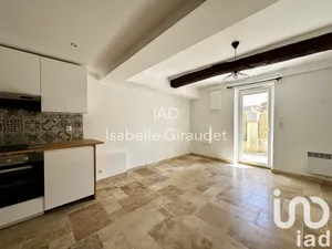 Appartement à SIX-FOURS-LES-PLAGES (83140)