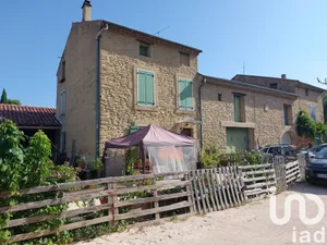 Village house at Courthézon (84350)