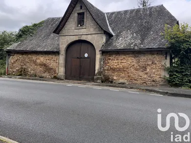 Barn at Forgès (19380)