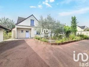 Maison traditionnelle à Bouafle (78410)