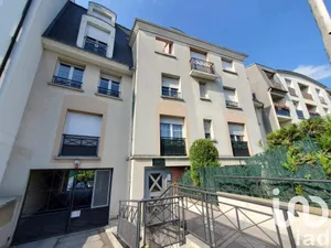 Studio à Noisy-le-Grand (93160)