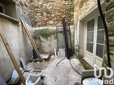 Immeuble à Bagnols-sur-Cèze (30200)