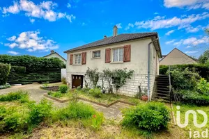 Maison traditionnelle à Orgeval (78630)