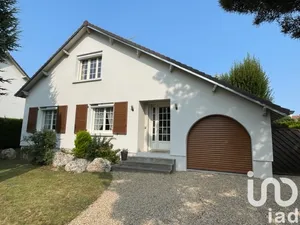 House at CHAINGY (45380)