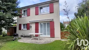 Maison à Courcouronnes (91080)