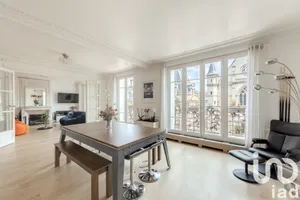 Apartment at Paris (75003)