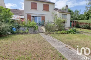 House at BOUAFLE (78410)